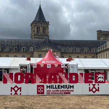 Normandie sign